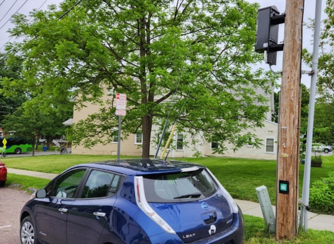 New public pole-mounted EV charger in front of 11 Spruce Street, Burlington. BED photo.